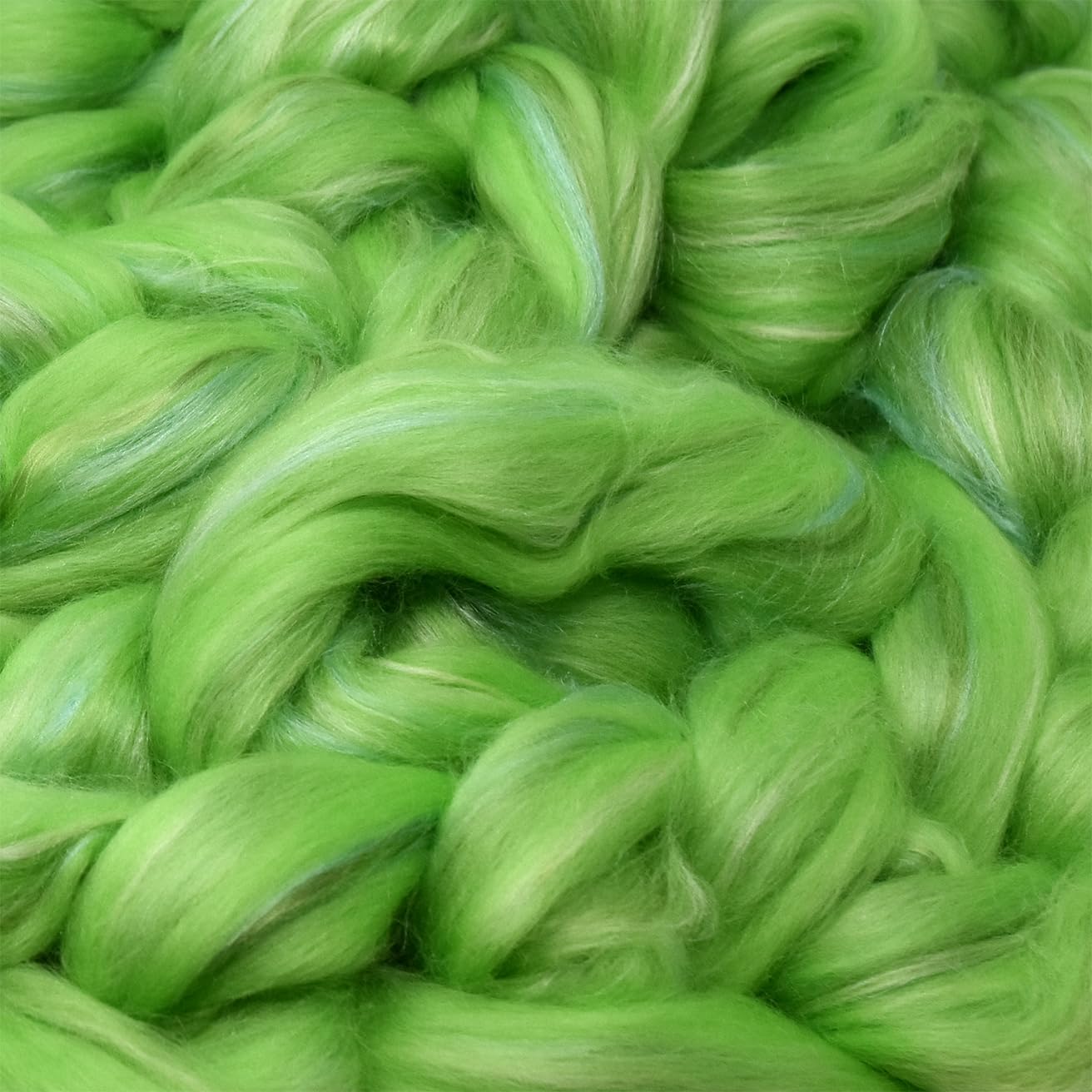 Merino Silk Luxe Tonal Designer Blend. Superfine Merino, Mulberry Silk, Tussah Silk. Top Roving for Spinning or Felting. Secret Garden 4oz
