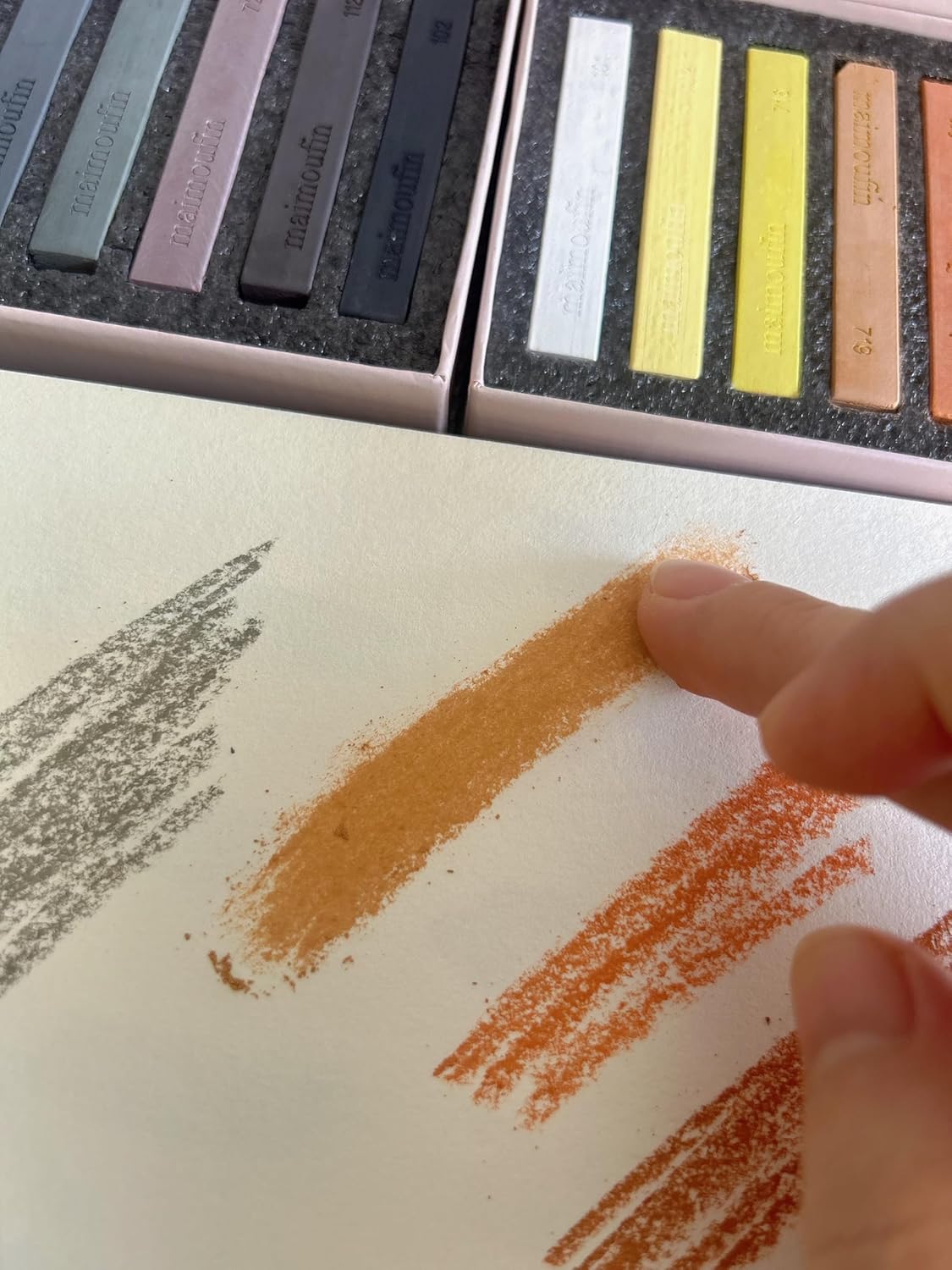 12-Pack Earth Tone Square Soft Pastels Water-Soluble Blendable Artist Drawing Pastels Set for Artists & Hobbyists Drawing, Painting & Sketching (Brown)