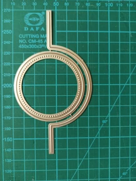 Lapoo Metal Cutting Die for Scrapbooking, 3D Backgrounds Frame New Cutting Dies DIY Album Card Making Decor Paper Craft Metal Die Cuts Party Wedding Decorations (Round 5.3 x 2.8 in)