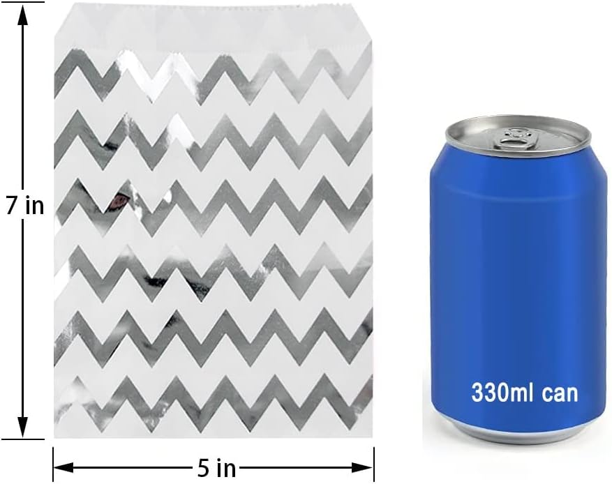 KEYYOOMY 200 Pcs Silver Candy Buffet Bags Small Cookie Bags Polka Dot Paper Treat Bag for Wedding Birthday Party (5 inch X 7 inch)