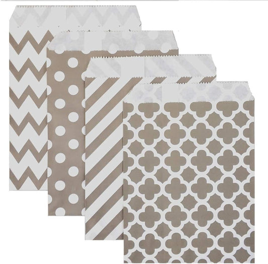 KEYYOOMY 200 Pcs Grey Candy Buffet Bags - Small Polka Dot Paper Treat Bags for Wedding & Birthday Party (5 x 7 inch)