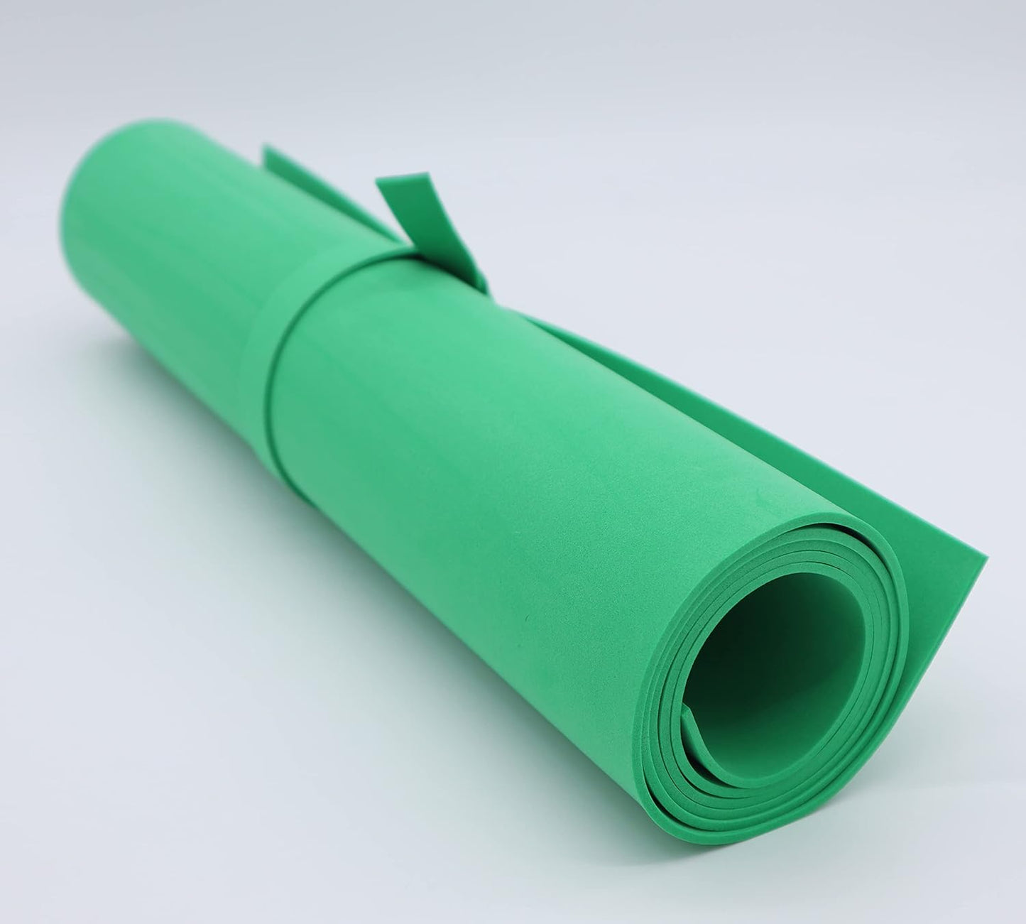 OISAKLD EVA Foam 2mm-10mm 13.7"×39" Craft Foam Sheet 74 kg/m³ Cosplay Foam for Craft Model Cosplay 2mm