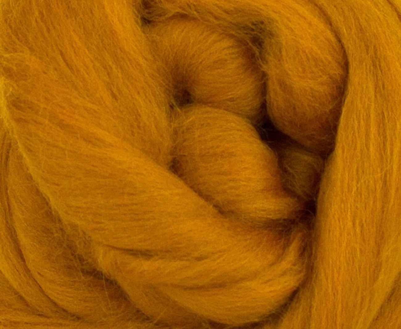 Revolution Fibers Merino Wool Combed Top | 1 lb Premium Wool Roving | 22 Micron, Best Merino Wool for Spinning, Tapestry, Needle Felting, Big Yarn Roving and Wall Hangings (Amber)