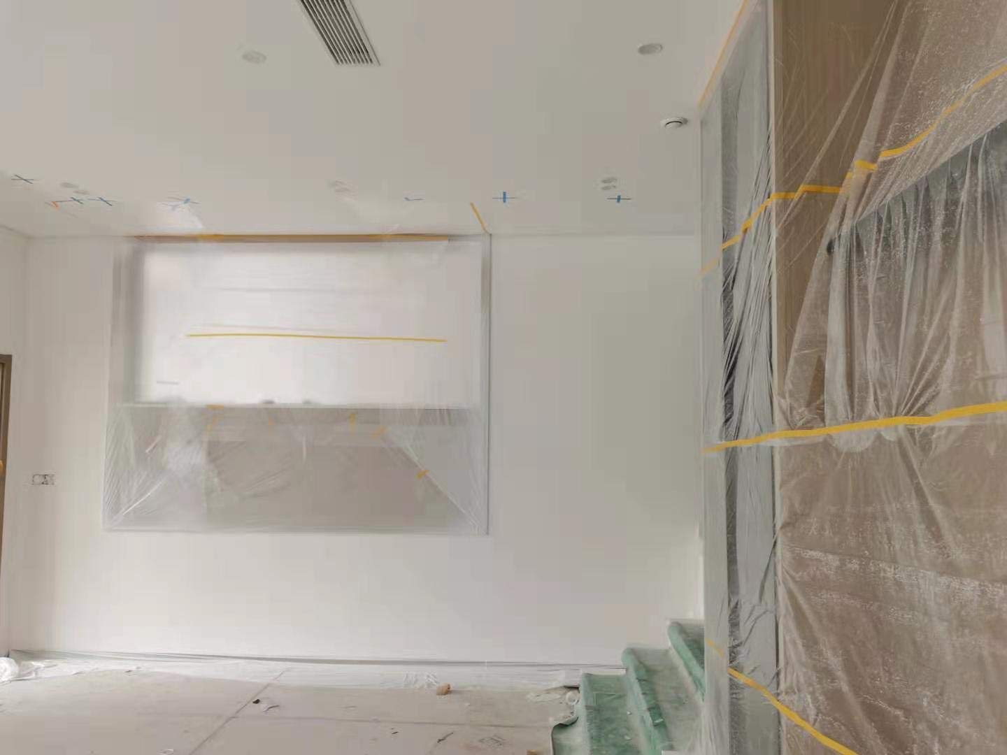 Pre-Taped Masking Film Film and Masking Tape in one Plastic Tape and Drape Roll Painters Plastic (20 Pack, Each roll 22" Wide x 82 feet Long)