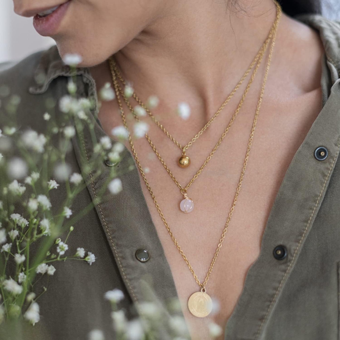 Jishi 33ft Stainless Steel Gold Plated Chain for Jewelry Making Supplies - 2mm 18K Gold Plated Non Tarnish - 33ft Roll with Lobster Clasps, Jump Rings - Gold