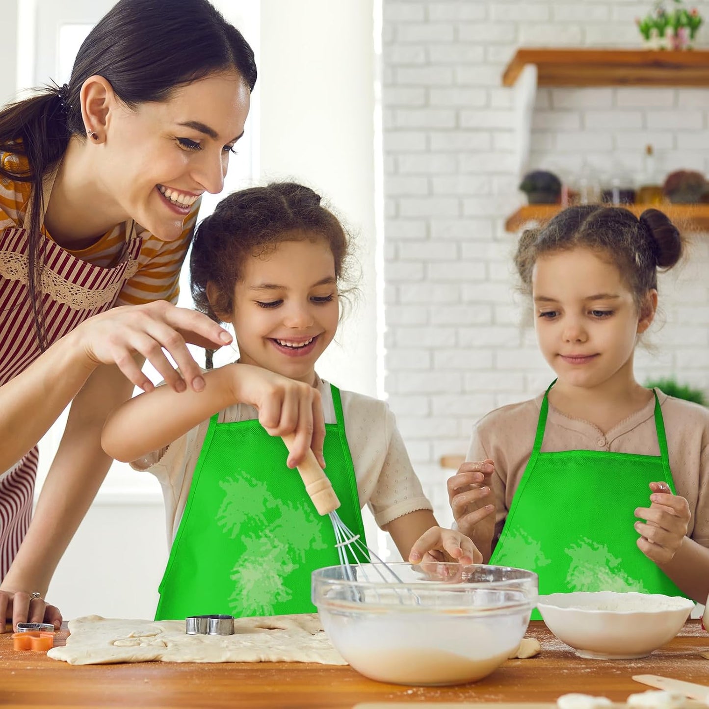12 Pieces Green Kids Painting Aprons With 2 Roomy Pockets for Art, Activity, Kitchen, and Crafts