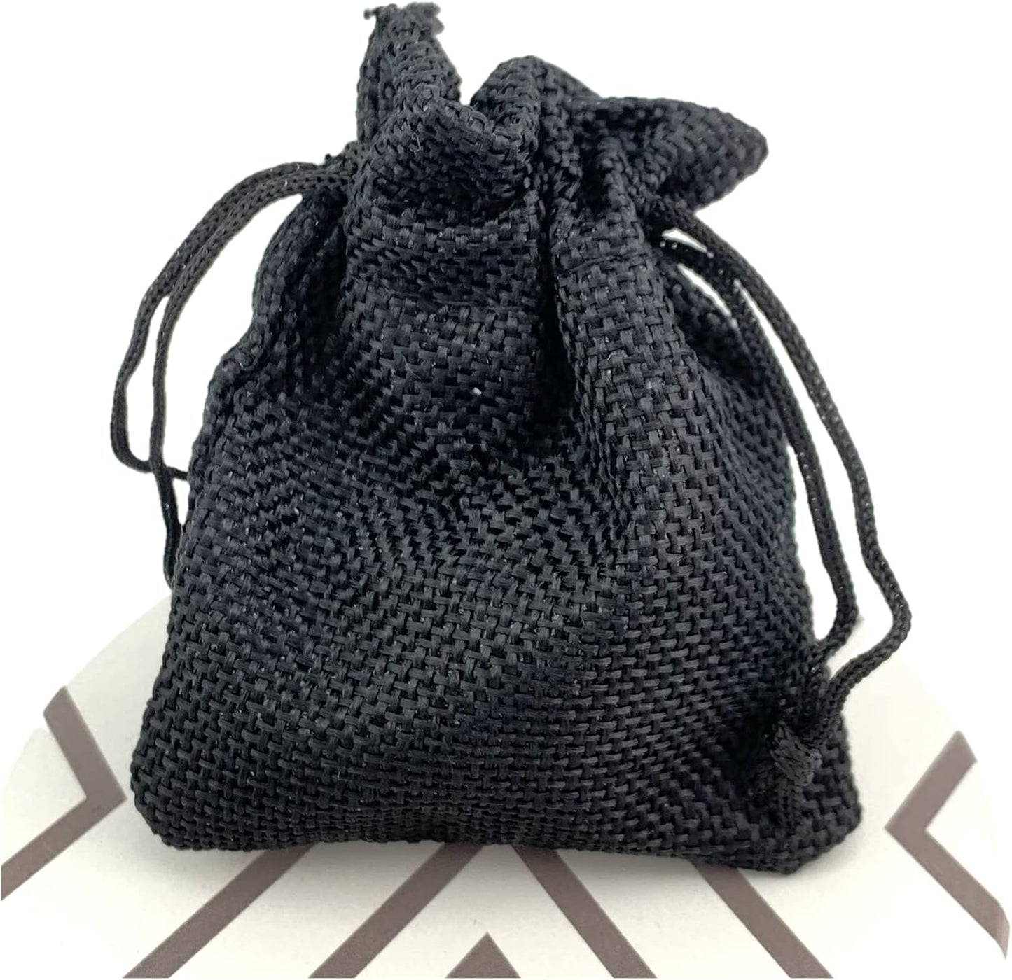 Palmhomee Pack of 25 Burlap Gift Bags with Drawstring Linen Jewelry Pouches Wedding Hessian Jute Bags for Birthday and Treat Pouches Party Wedding Favors Gift (3.6x4.8 Inch, Black)