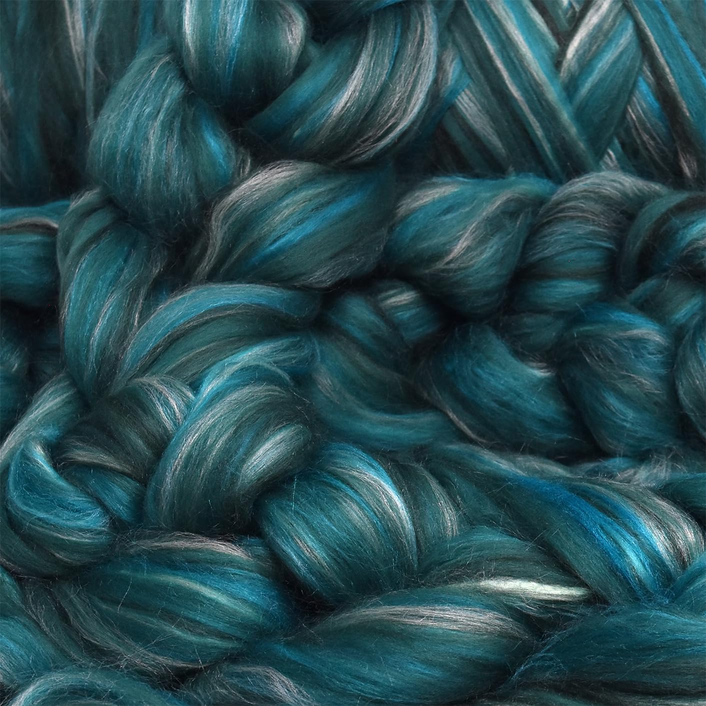 Merino Silk Luxe Tonal Designer Blend. Superfine Merino, Mulberry Silk, Tussah Silk. Top Roving for Spinning or Felting. Meadow Mist 1oz