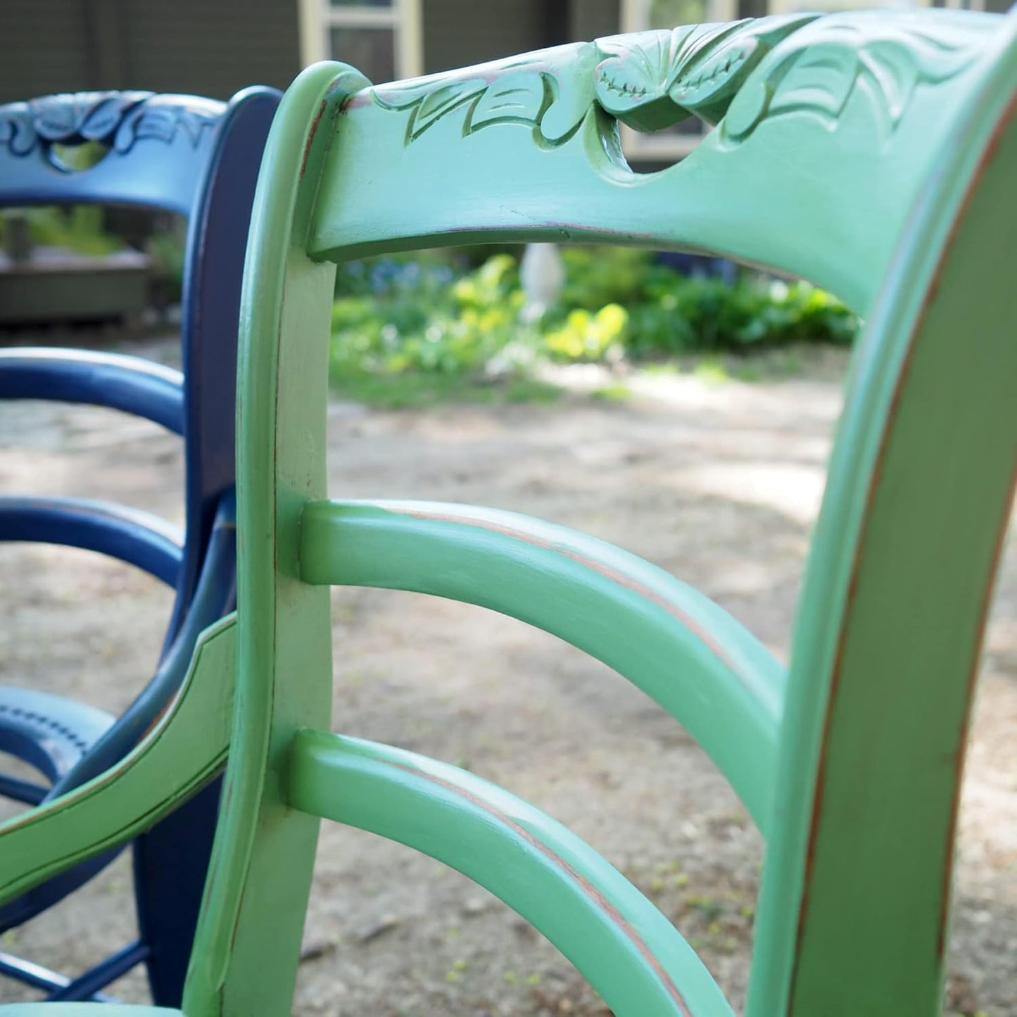 Dixie Belle Paint Company Chalk Finish Furniture Paint - Kudzu (1 Gallon - 128oz) - Matte Natural Green Chic Chalk Mineral DIY Furniture Paint