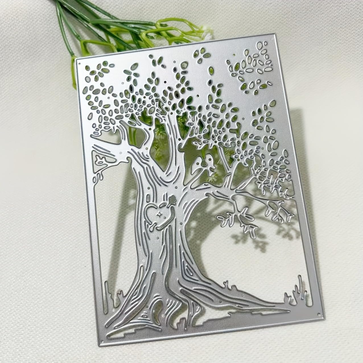 Lapoo Metal Cutting Die for Scrapbooking, 3D Backgrounds Frame New Cutting Dies DIY Album Card Making Decor Paper Craft Metal Die Cuts Party Wedding Decorations (Tree of Life 5.5 x 3.9 in)