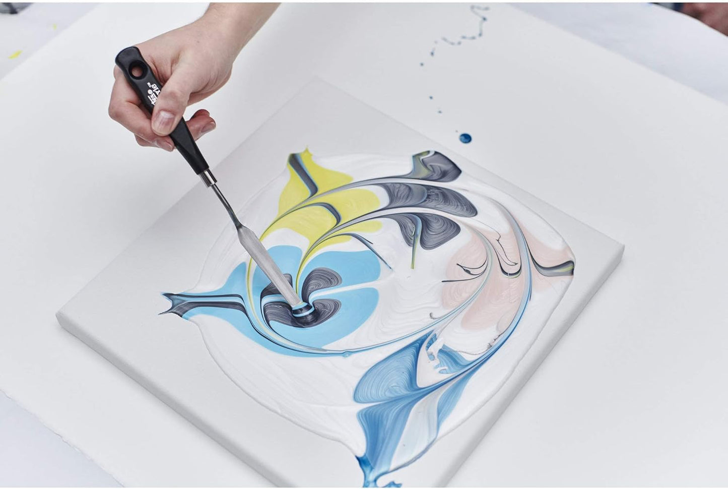 Liquitex Professional Effects Medium, 473ml (16-oz), Iridescent Pouring Medium