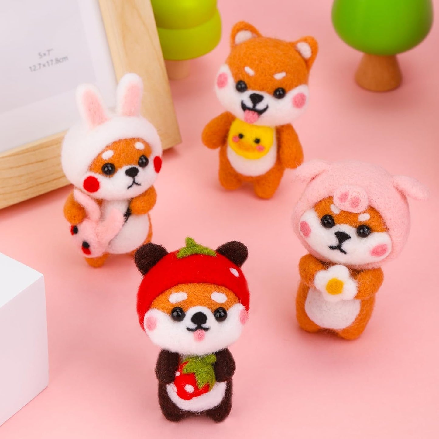 UOOU Needle Felting Kit for Beginners, Wool Felting Kit with 6 Pcs Colorful Needle Felting Needles and Instructions, Wool Felting Supplies for Adults