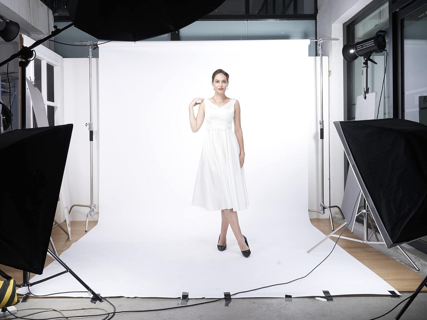 Seamless Photography Background Paper Roll, White Photo Paper Backdrop for Photography, Video and Streaming (107''x16' Artic White)
