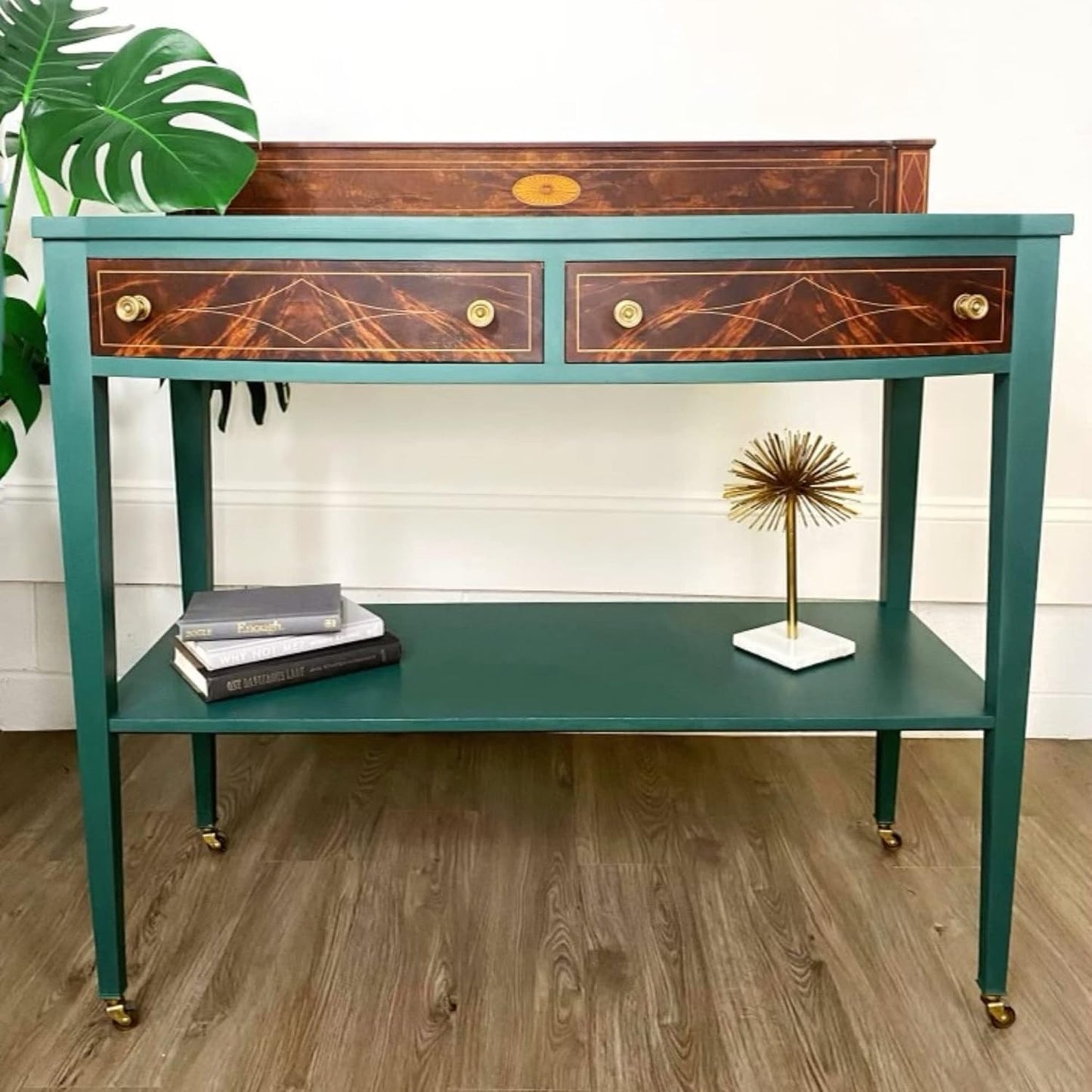 Dixie Belle Paint Company Chalk Finish Furniture Paint - Palmetto (16oz) - Matte Rich Green Chic Chalk Mineral DIY Furniture Paint