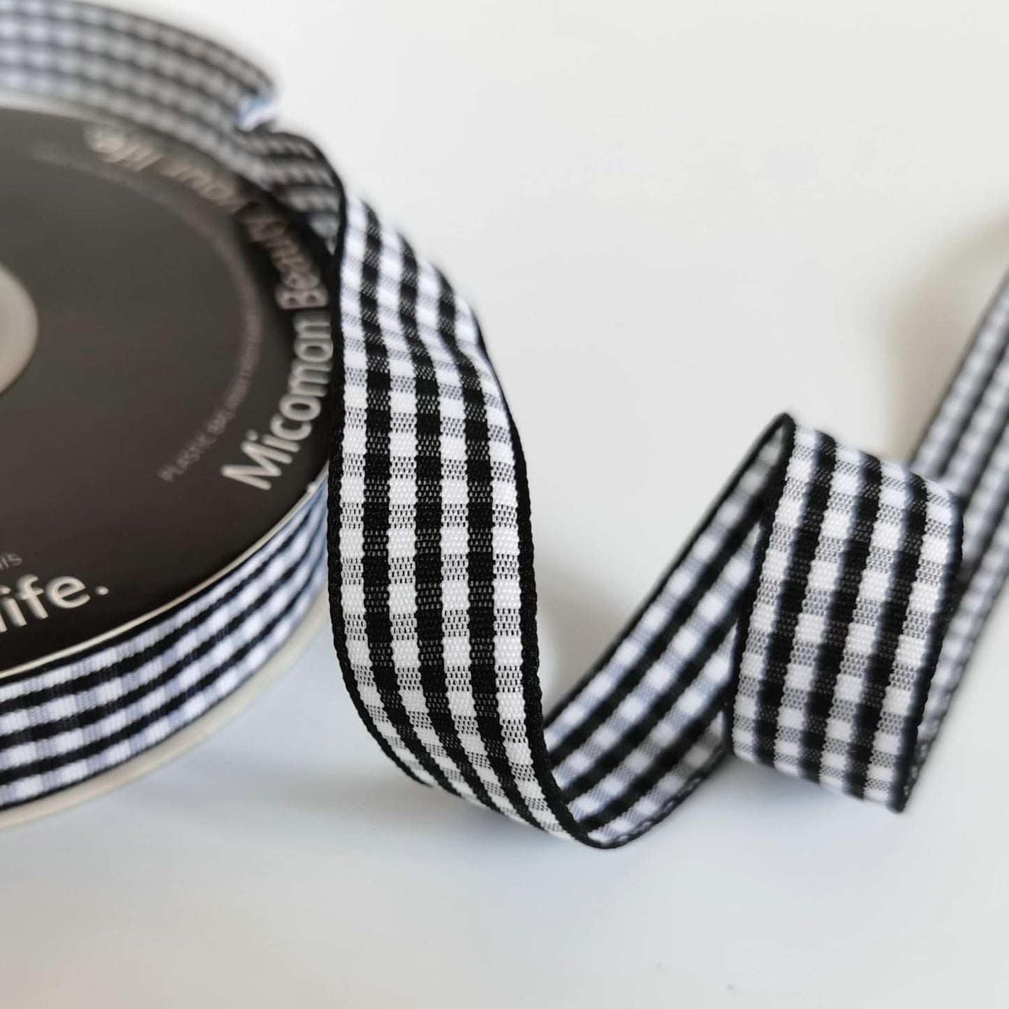 Black and White Wovon Edge Gingham Ribbon 25 Yard Each Roll 100% Polyester (5/8", Black)