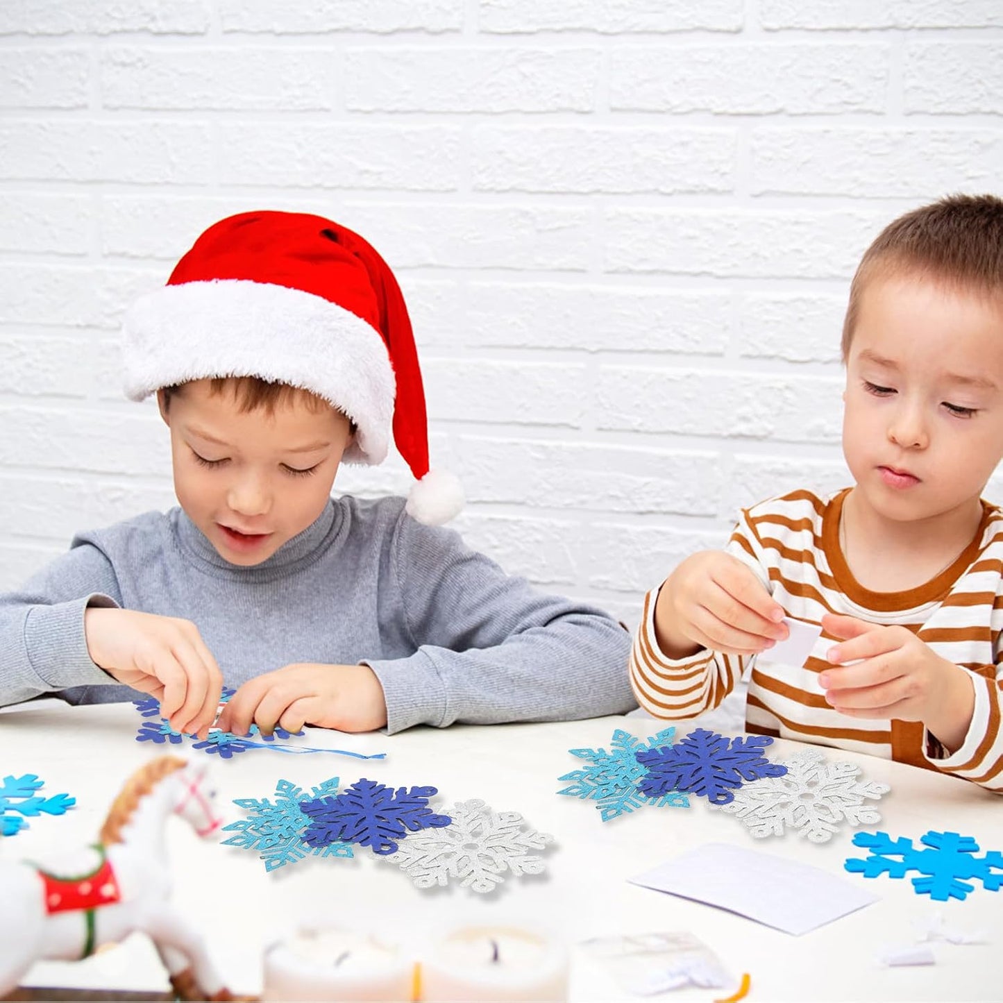 Fennoral 18 Pack DIY Snowflakes Craft Kit for Kids Make You Own Snowflake Foam Sticker Ornament DIY Christmas Arts and Crafts for Chirstmas Party Supplies Winter Christmas Tree Decoration