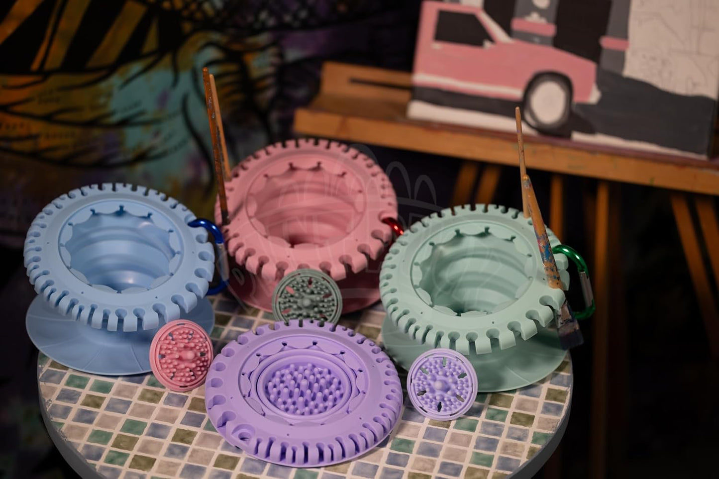 Paint Puck CollapsiBowl Paint Brush Cleaner Rinse Cup (Green) – Collapsible Paint Water Cup & Brush Cleaner with Brush Holder, Squeegee Lips & Drip Tray for Acrylic, Watercolor & Art Supplies