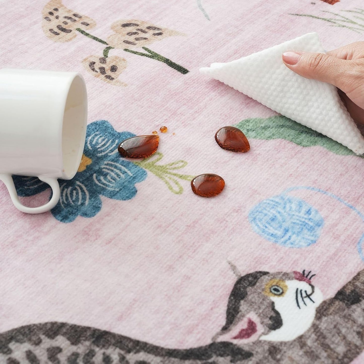 Rugcomf Round Rug 4ft Washable Circle Rug Non Slip Low Pile Boho Floral Animal Cat Small Circular Rug for Bedroom Bathroom Entryway Kids Room Office College Dorm, Pink