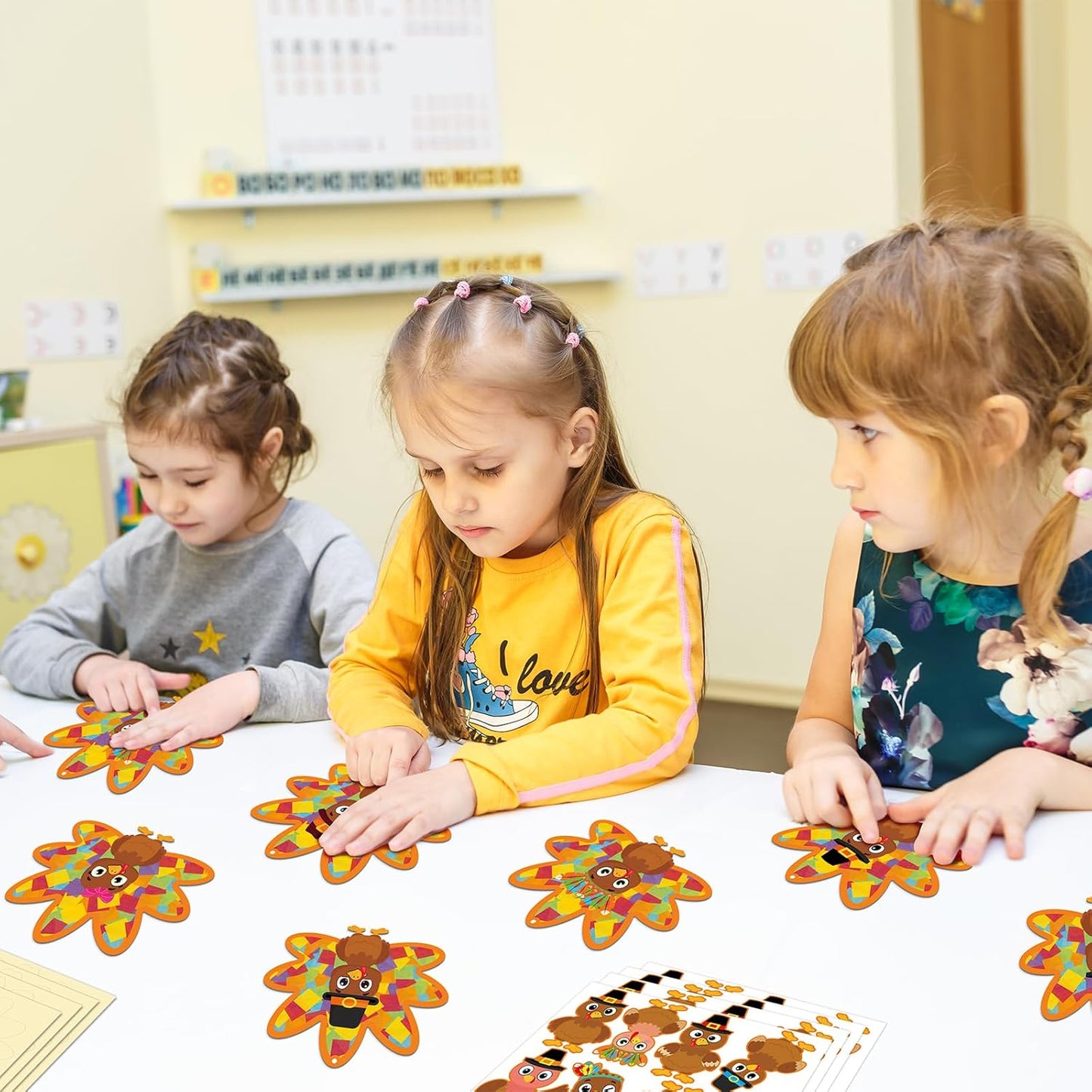 Renbuzhu 36PCS Thanksgiving Crafts Bulk: Turkey Paper Suncatchers DIY Kit for Fall Activities Decorations, Window Stained Glass Effect Art Supplies