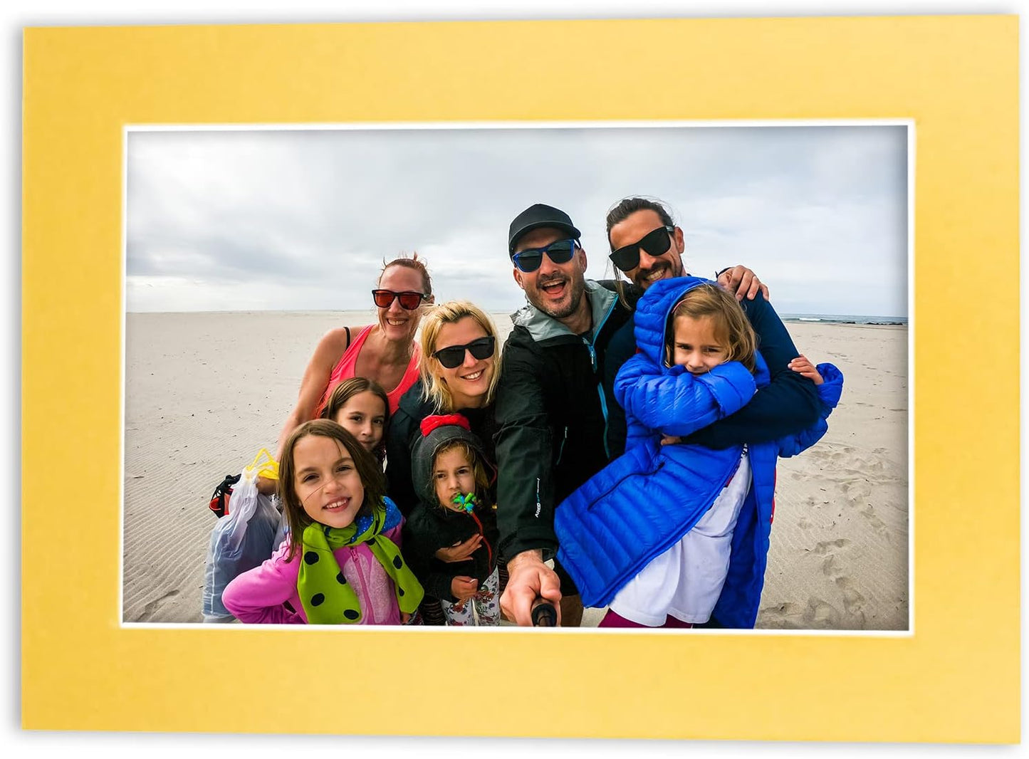5x7 Mat for 8.5x11 Frame - Precut Mat Board Acid-Free Metallic Gold 5x7 Photo Matte For a 8.5x11 Picture Frame, Premium Matboard for Family Photos, Show Kits, Art, Picture Framing, Pack of 100 Mats