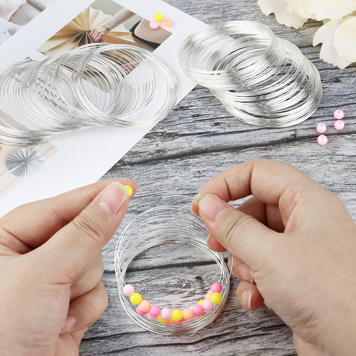 200 Loops Memory Steel Wire for Jewelry Making Supplies, 0.6mm Bangle Bracelet Wire Memory Beading Wire for Art Creation Necklace DIY Crafts Making (Silver)