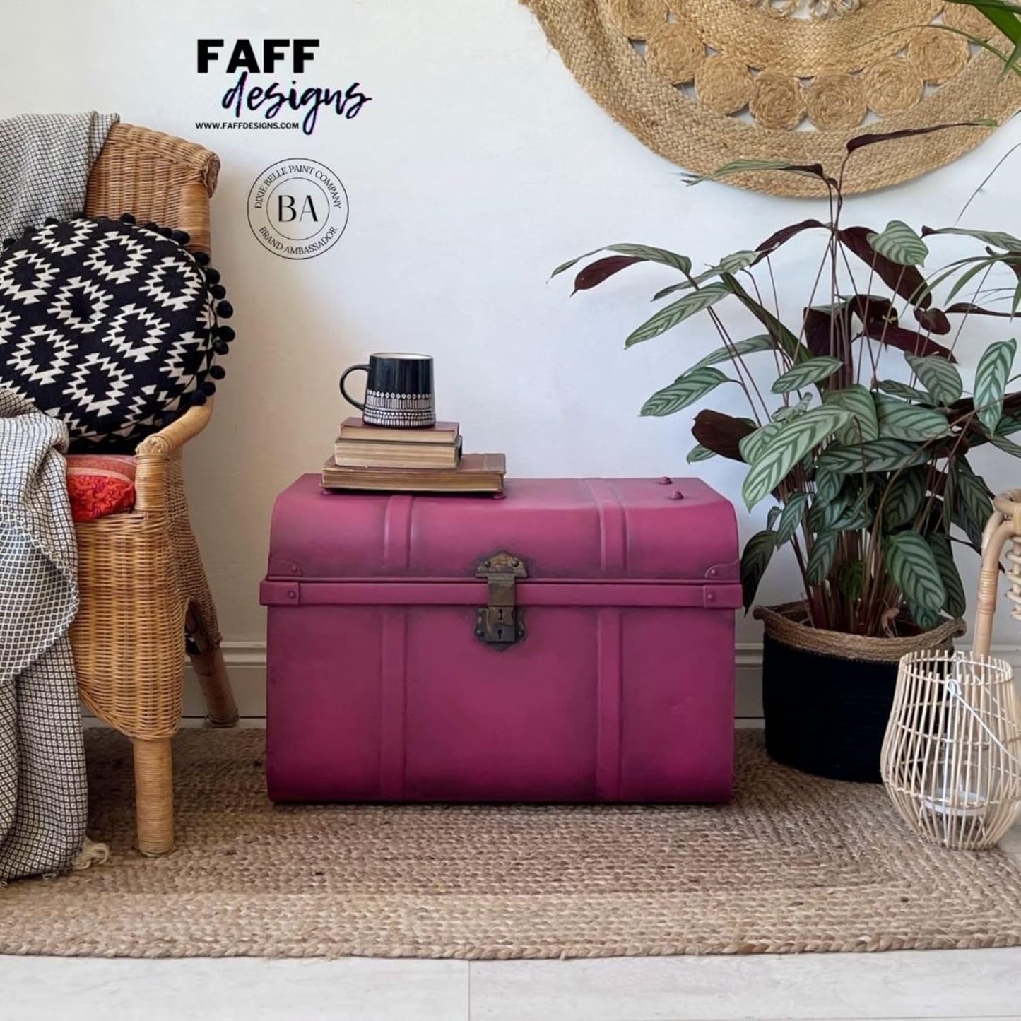 Dixie Belle Paint Company Chalk Finish Furniture Paint - Plum Crazy (4oz) - Matte Deep Pink Chic Chalk Mineral DIY Furniture Paint