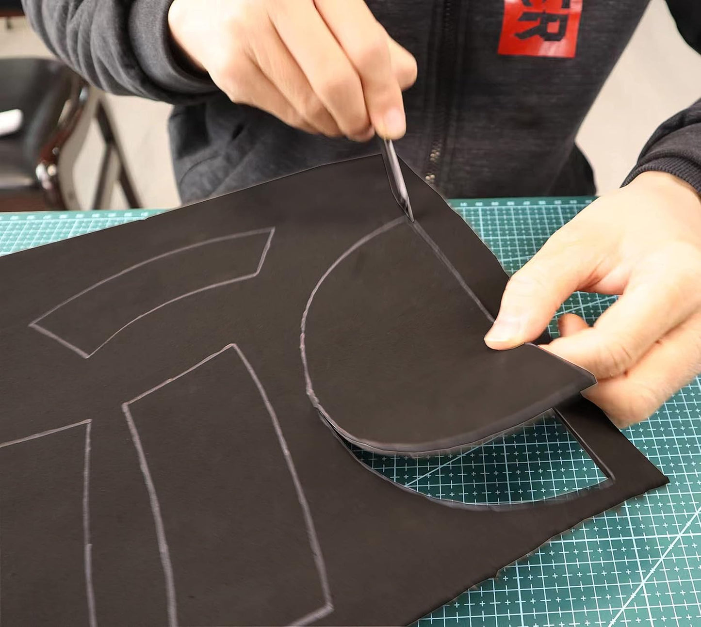 OISAKLD EVA Foam 2mm-10mm 13.7"×39" Craft Foam Sheet 74 kg/m³ Cosplay Foam for Craft Model Cosplay 3mm