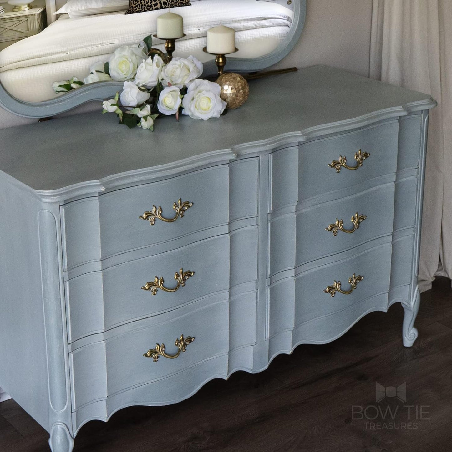 Dixie Belle Paint Company Chalk Finish Furniture Paint - Savannah Mist (4oz) - Matte Cloudy Blue Chic Chalk Mineral DIY Furniture Paint