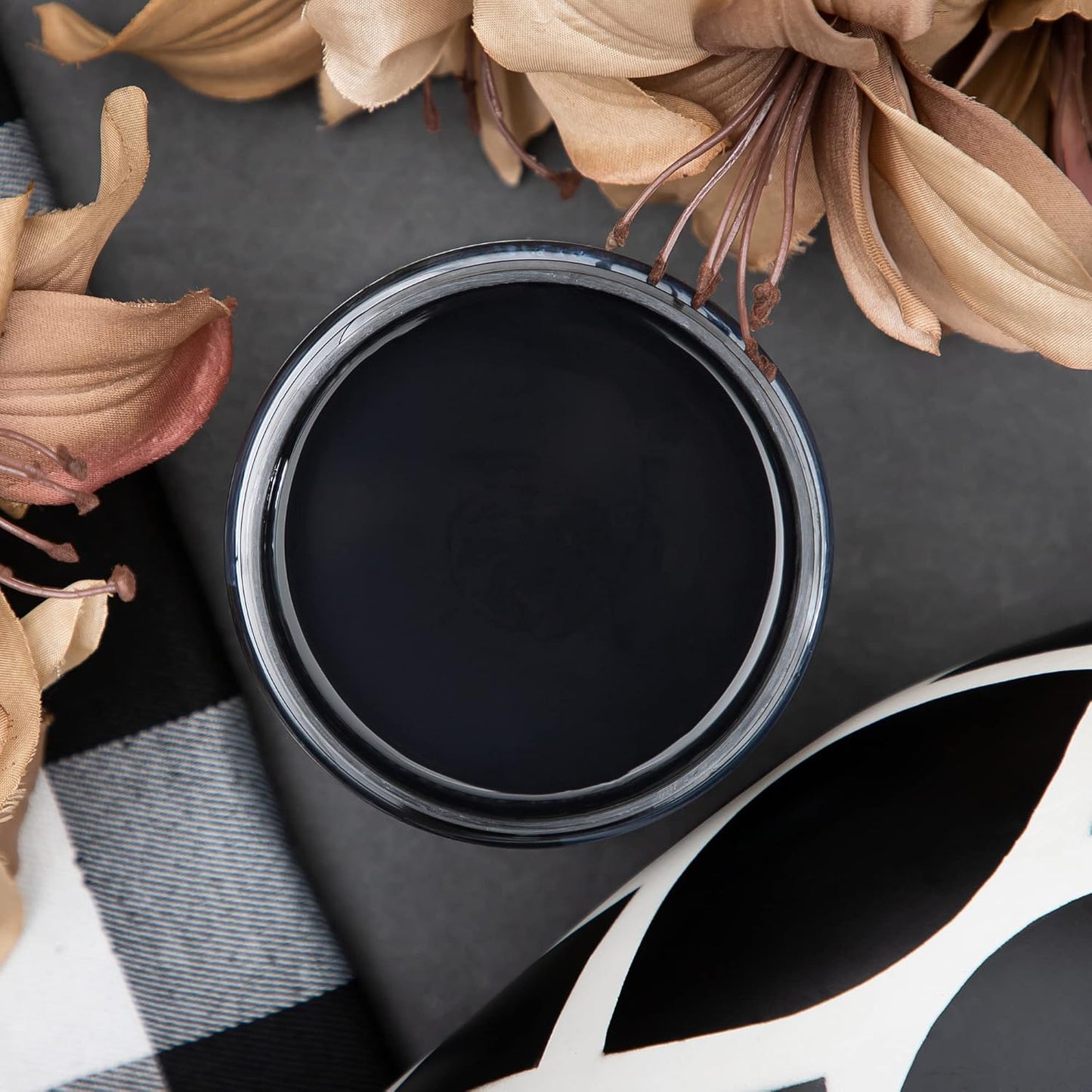 Dixie Belle Paint Company Chalk Finish Furniture Paint - Caviar (1 Gallon - 128oz) - Matte Black Chic Chalk Mineral DIY Furniture Paint