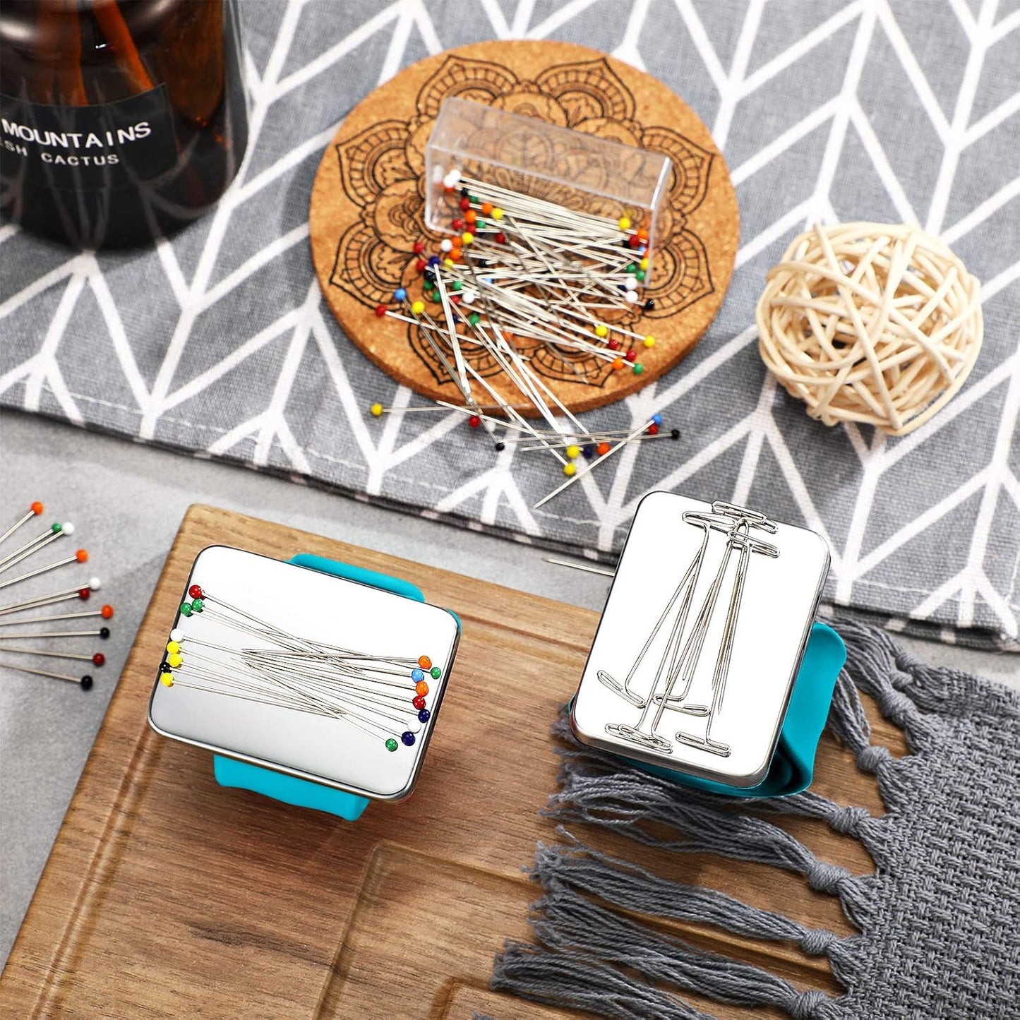 Magnetic Wrist Sewing Pincushion with 100 Pieces 1.5 Inch Ball Head Sewing Pins Set Wrist Magnetic Pin Holder Gift Supplies(Blue)