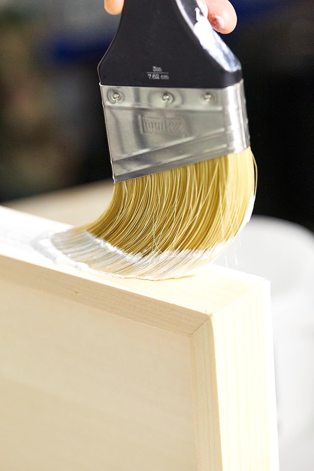 Liquitex BASICS Gesso Surface Prep Medium, 250ml (8.4-oz) Tube, White