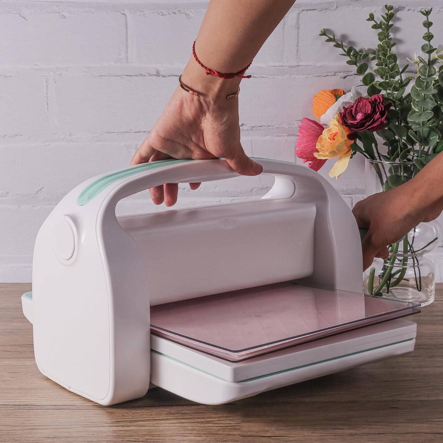 Manual Die Cutting Machine,9" Openning, Scrapbooking Machine Starter kit