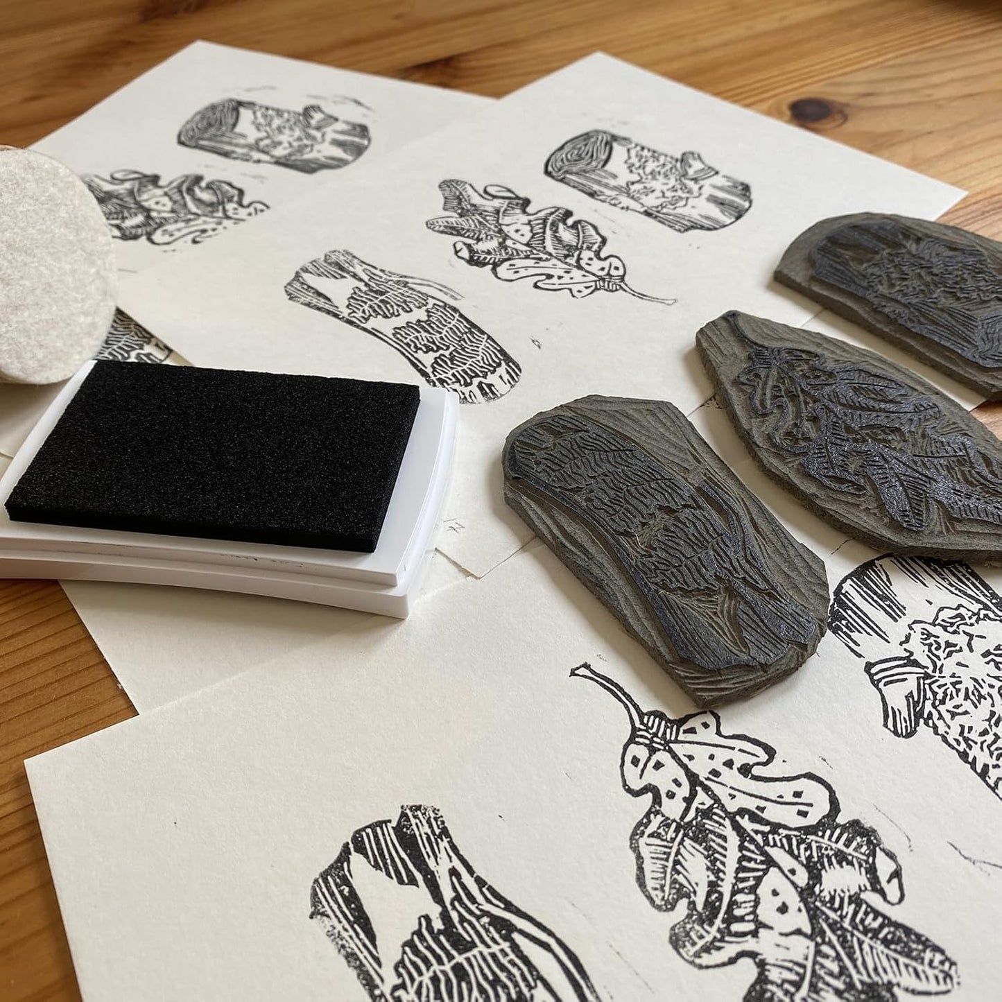 PATIKIL 8Pcs 2" Rubber Carving Blocks, Soft Linoleum Art Carving Block Round Crafts Stamp Making for Printmaking Stamps Carving Supplies, Green