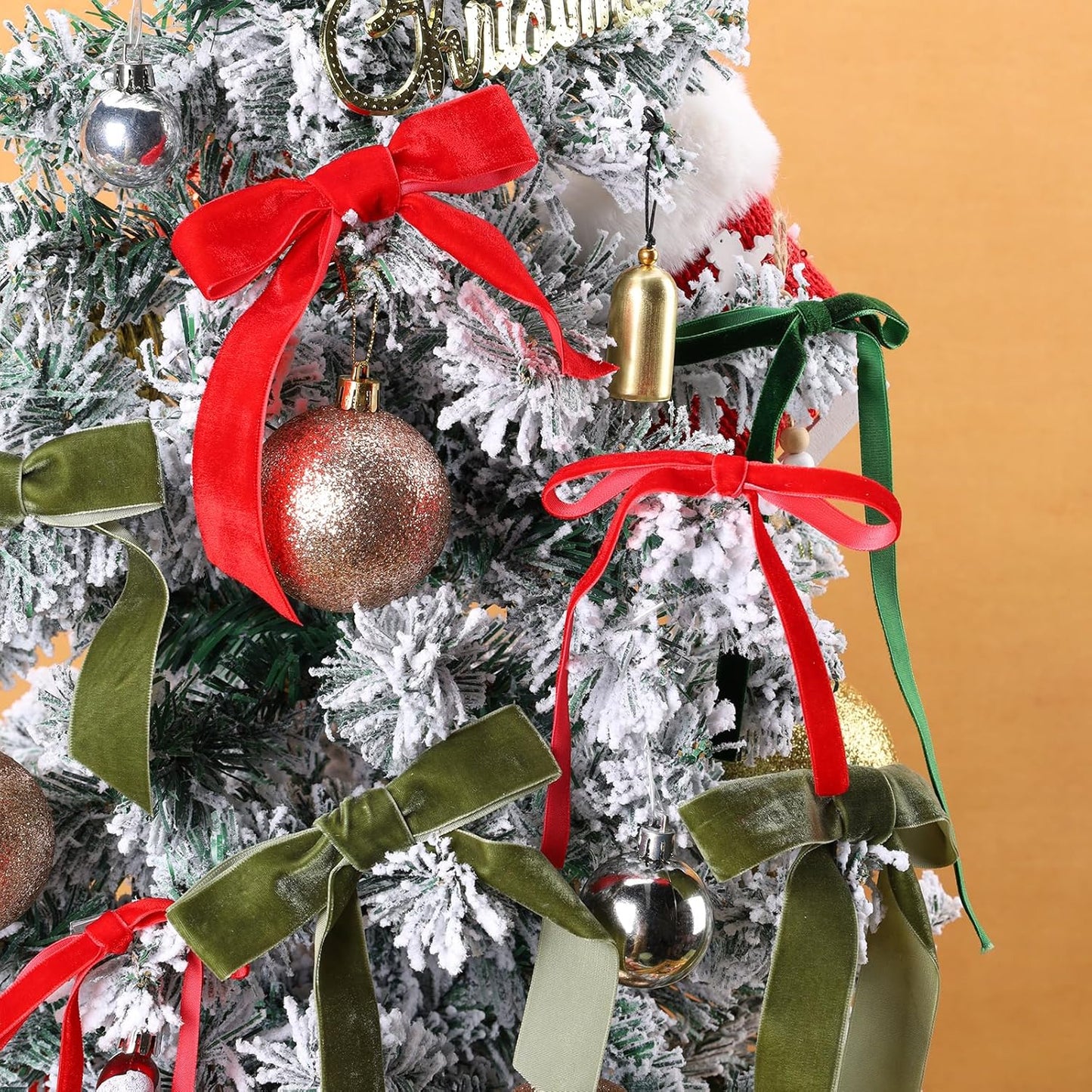 LaRibbons Thin Velvet Ribbon 3/8 Inch x 25 Yards, Moss Green Velvet Ribbon for Christmas Tree, Gift Wrapping, Wreath Bow, Outdoor Decoration