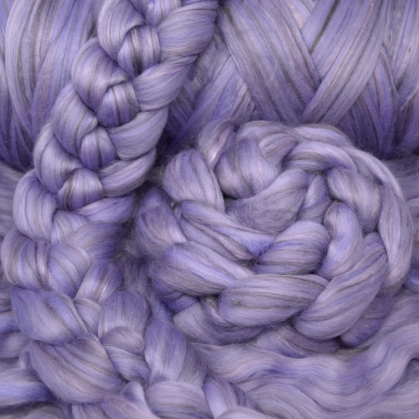 Merino Silk Luxe Tonal Designer Blend. Superfine Merino, Mulberry Silk, Tussah Silk. Top Roving for Spinning or Felting. Lilac Luster 1oz