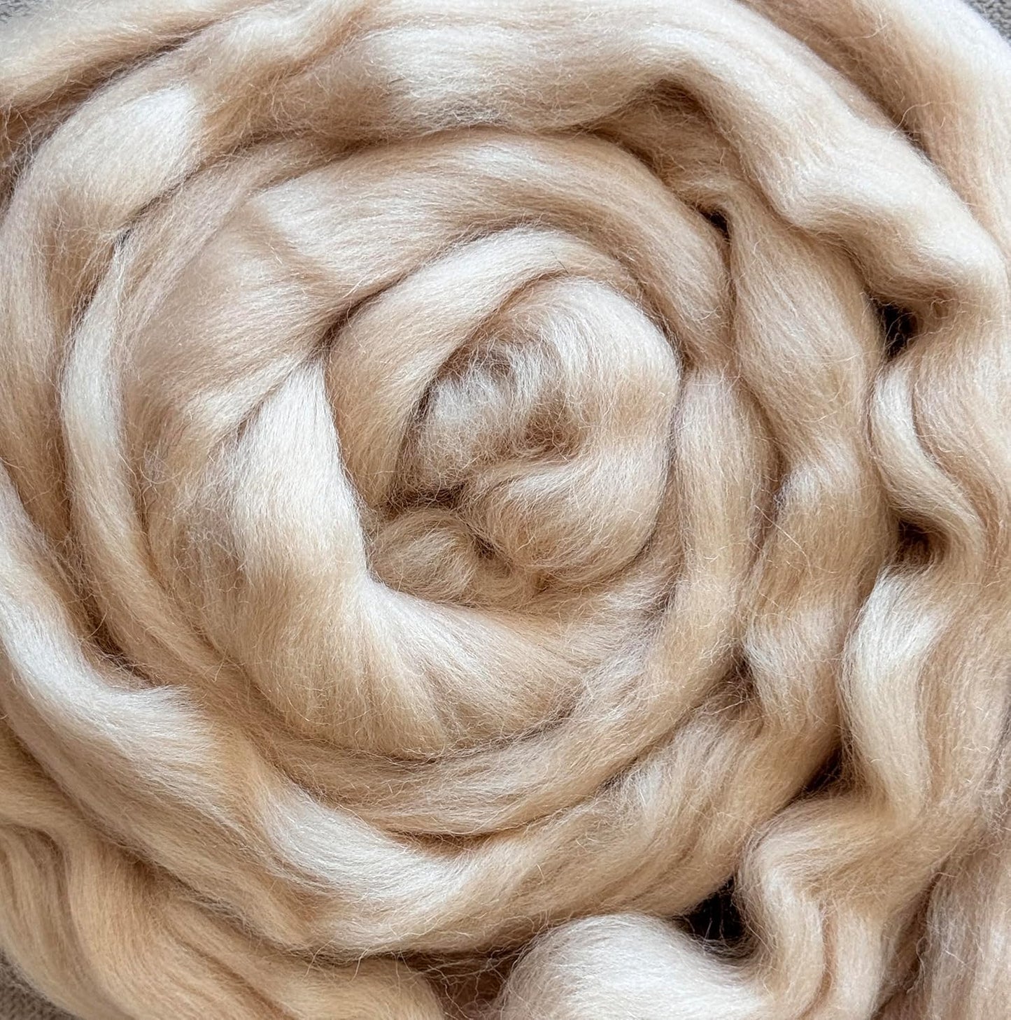 Colored Natural Wool roving, 1 lb. Best Wool for Needle Felting, Wet Felting, handcrafts and Spinning. (Cream Beige, 1 lb)
